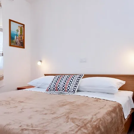 아파트 Barbara 트로기르